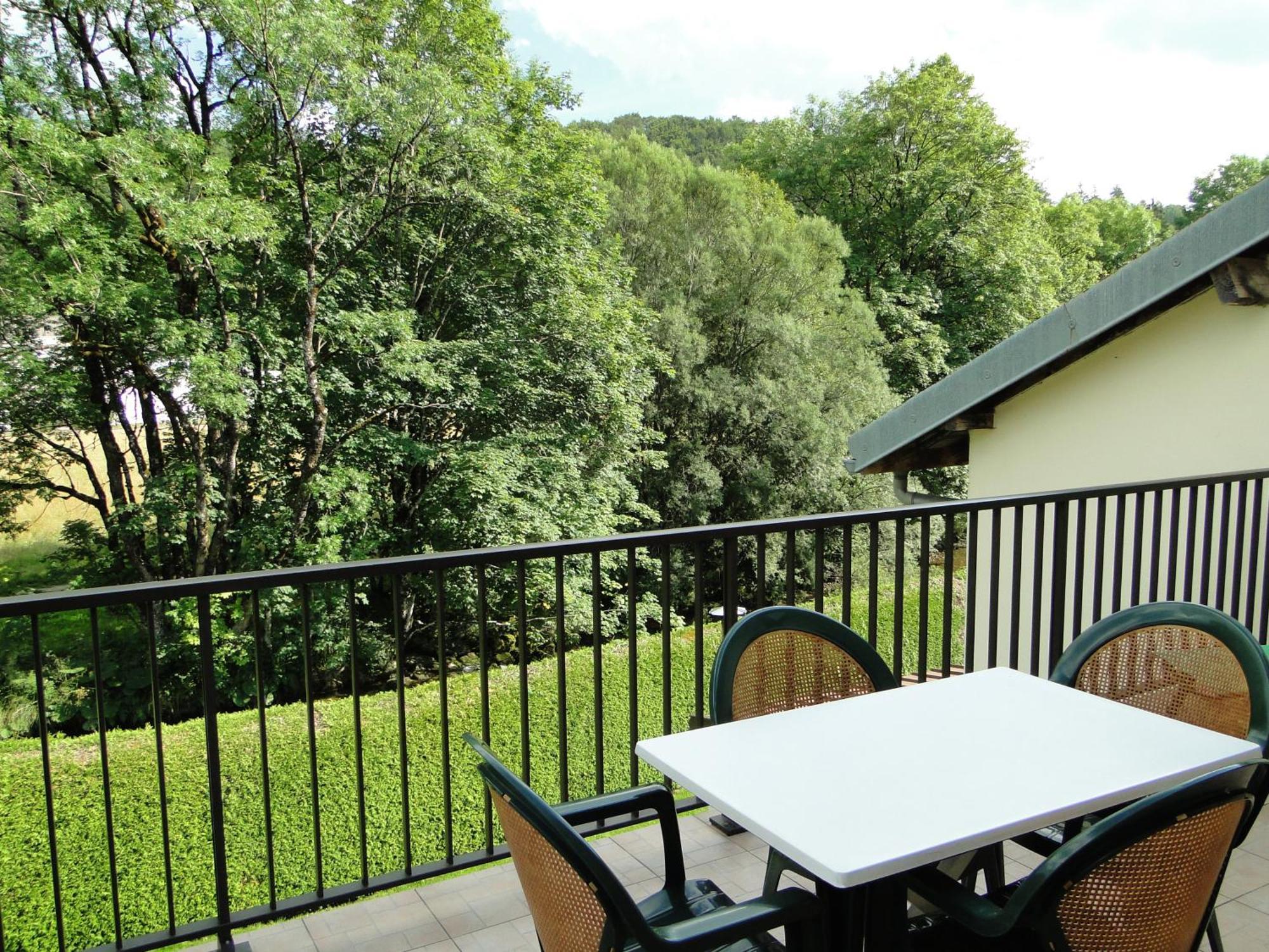 Gite 1805 Montagnes Du Jura Avec Spa Et Sauna Classe 3 Etoiles Foncine-le-Haut Exterior foto